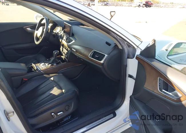 WAU2GAFC0GN071270: 43521069