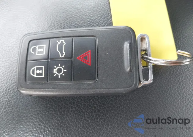 YV126MFK3F1344734: 43521125