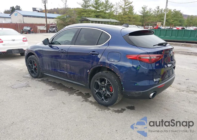 ZASFAKANXJ7B83291: 43521135