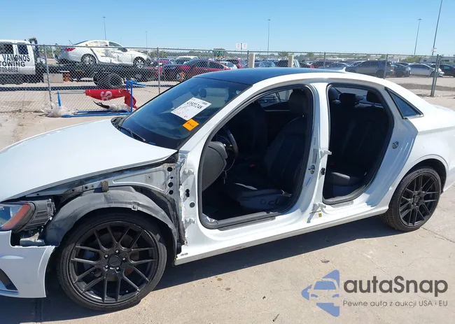 WAUACGFF3F1085030: 43521248