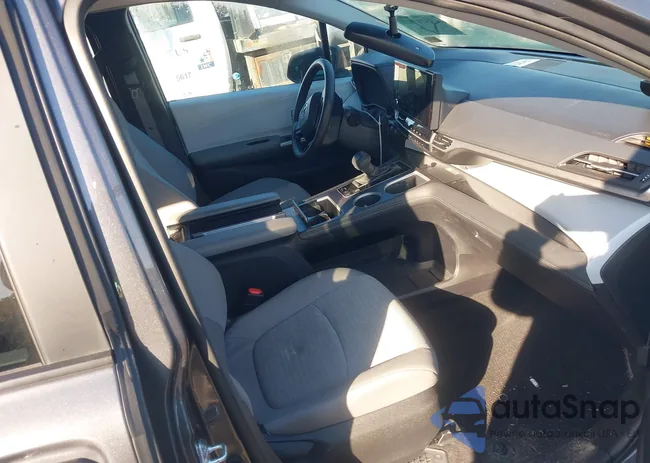 5TDBRKEC9SS240984: 43521307