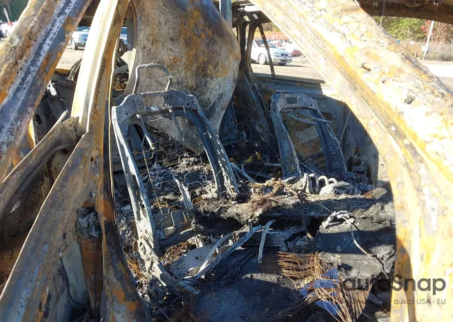 WDC0G4KB9JV035975: 43521308