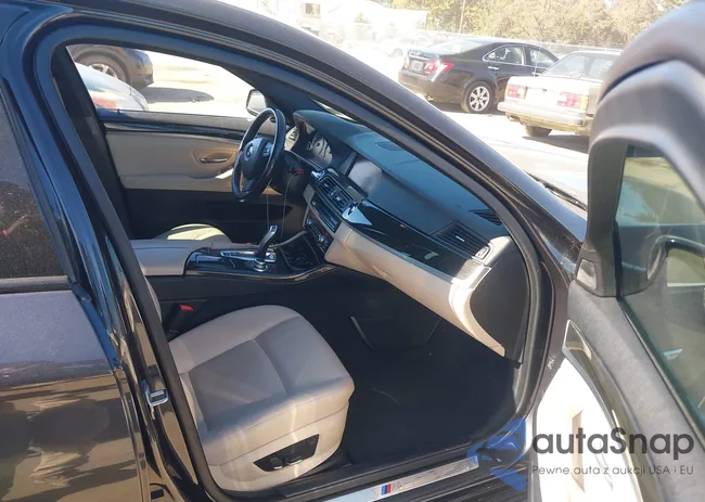 WBAFR7C5XDC821902: 43521360