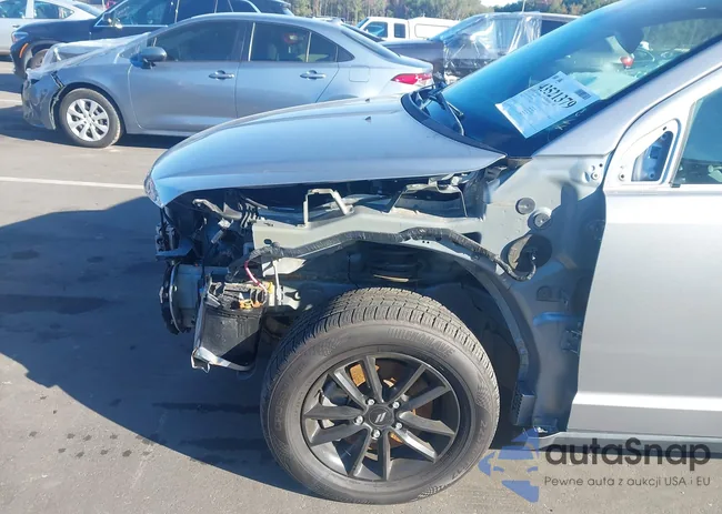 3C4PDCBBXKT870900: 43521379