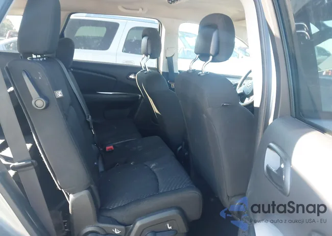 3C4PDCBBXKT870900: 43521379