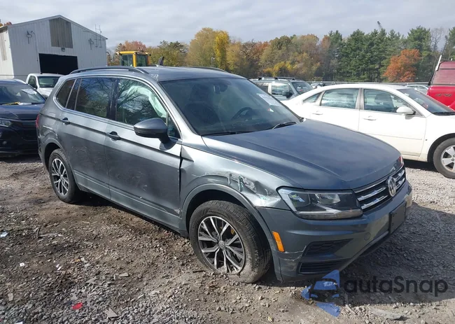 3VV2B7AX9KM196917: 43522527