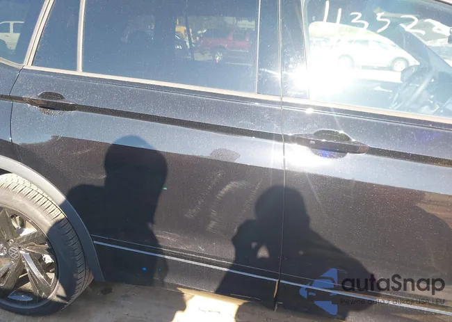 3VV8B7AX6RM207103: 43522676