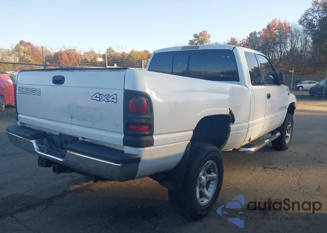 3B7HF13Z6YM215330: 43522742