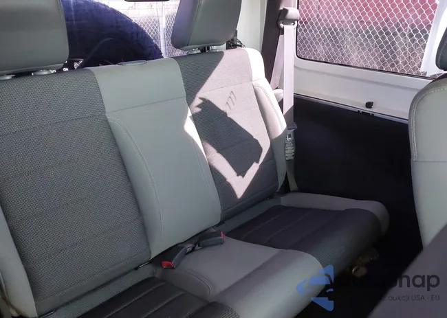 1J4FA24177L128437: 43522792