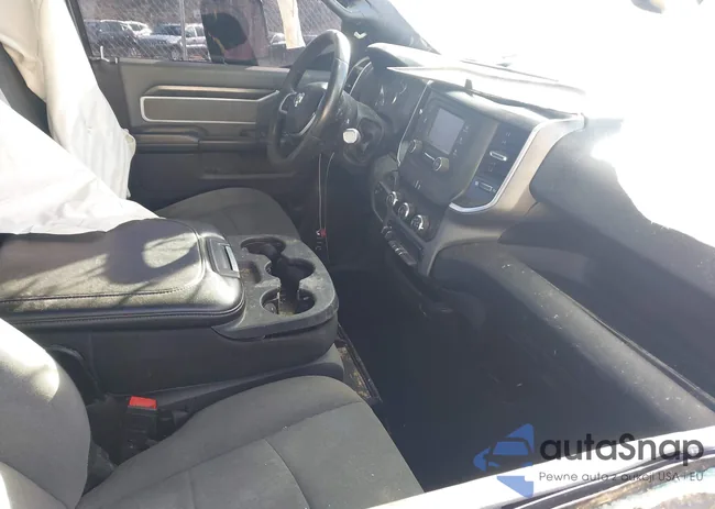 3C6UR5DL8MG628468: 43522096