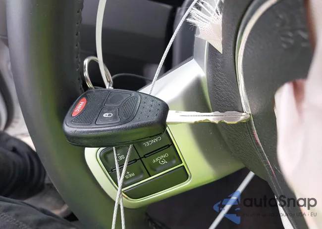 1C4NJCCB4FD274465: 43522106