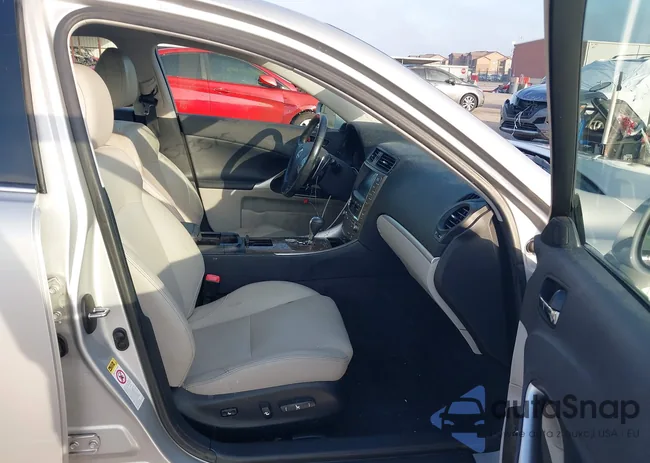 JTHBF5C24B5152109: 43523575