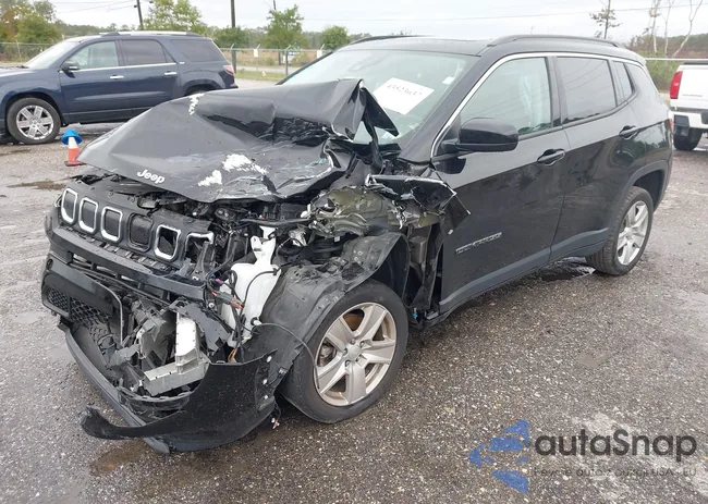 3C4NJDBB1NT228740: 43523637