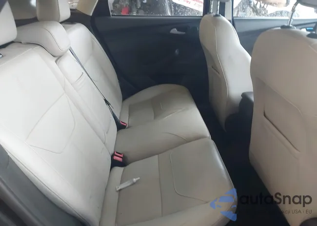 1FADP3N26GL326215: 43523652