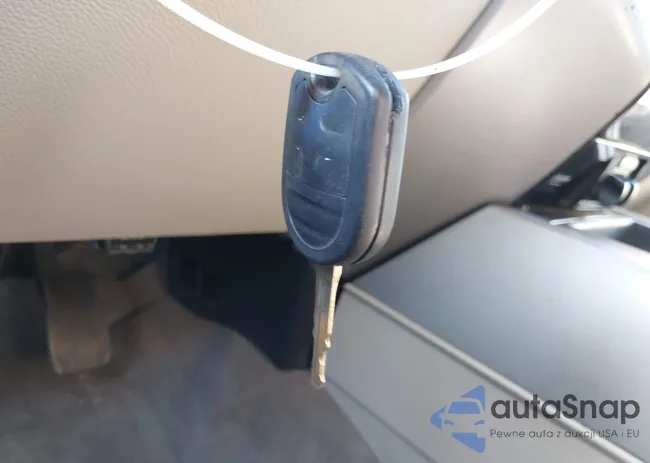 1FMJU2A57EEF40174: 43523904