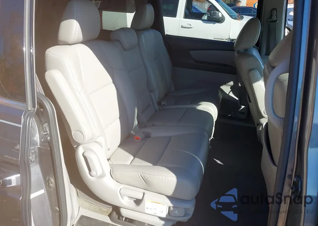 5FNRL5H90EB106715: 43523056