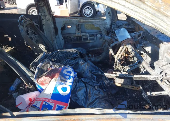 KNDMC5C13F6051413: 43523054