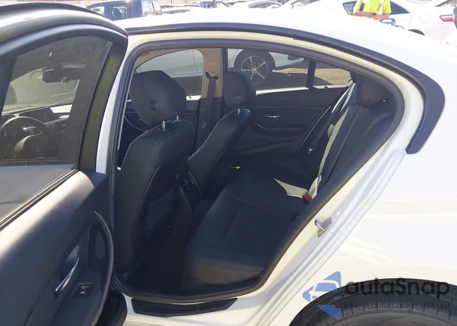 WBA3A5G50FNS88586: 43523120