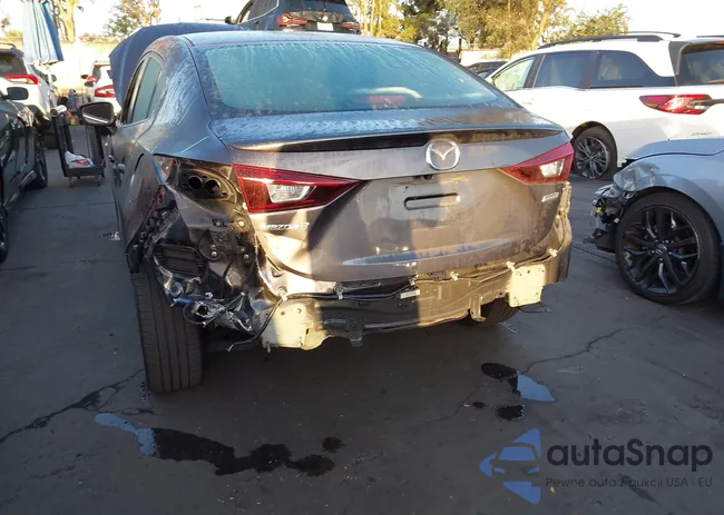 3MZBN1V39JM257639: 43523293