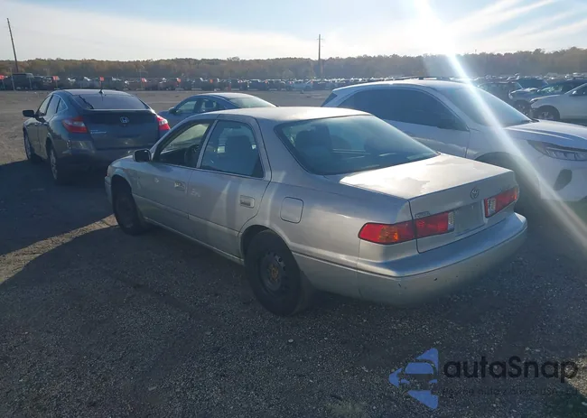 4T1BG22K51U084143: 43523316