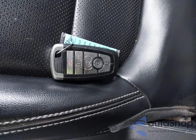 1FMCU0H62LUB22359: 43523323