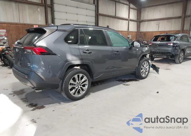 2T3A1RFV8KW049034: 43523348