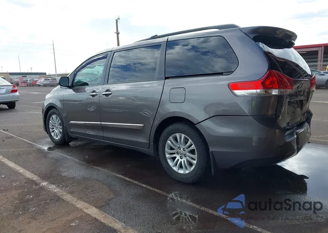 5TDYK3DC7ES408230: 43524443