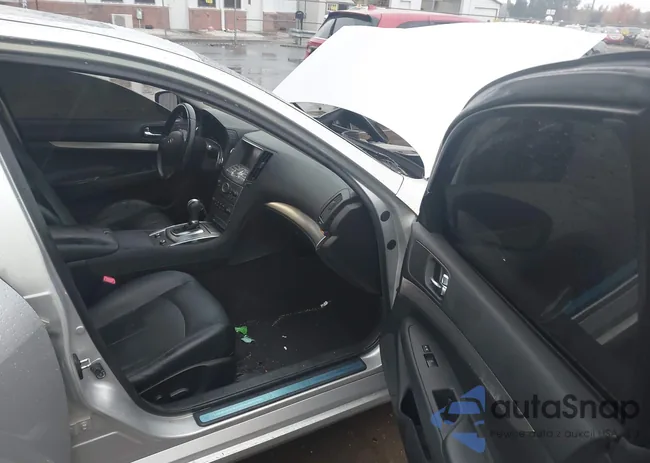 JN1CV6AP8AM401953: 43524687