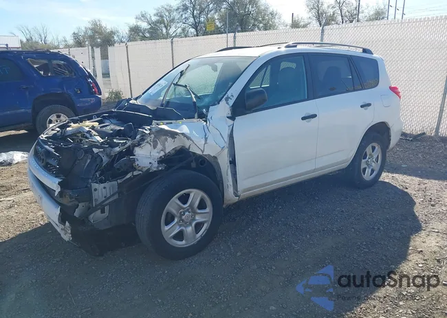 2T3BF4DV2CW205257: 43524729