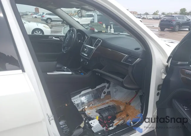 4JGDF6EE5GA703634: 43524745