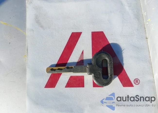 YS3CL58L8L2001799: 43524820