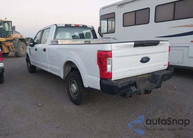 1FT7W2A62JEB98239: 43524825