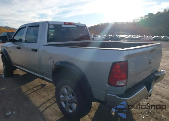 3C6UD5CL0CG327045: 43524886