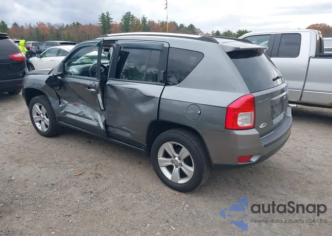 1C4NJCEB6CD661401: 43524892