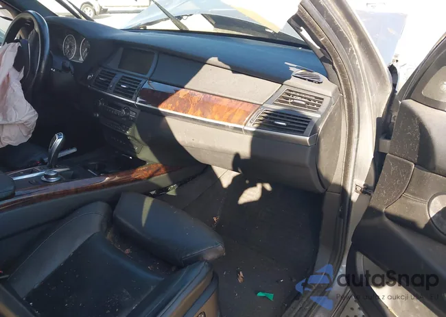 5UXFE83547LZ38978: 43524142