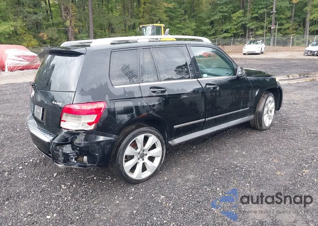 WDCGG8HB2AF280740: 43524145