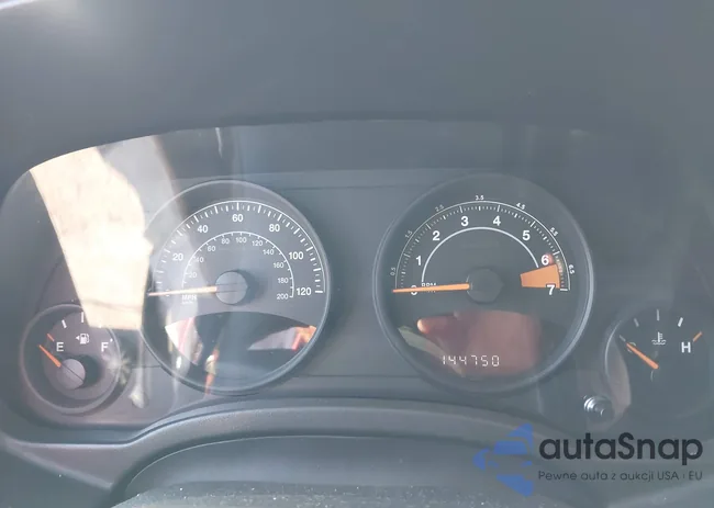 1C4NJDBB9ED749260: 43524178