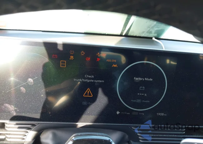 7YAKM4DB6SY021285: 43524366