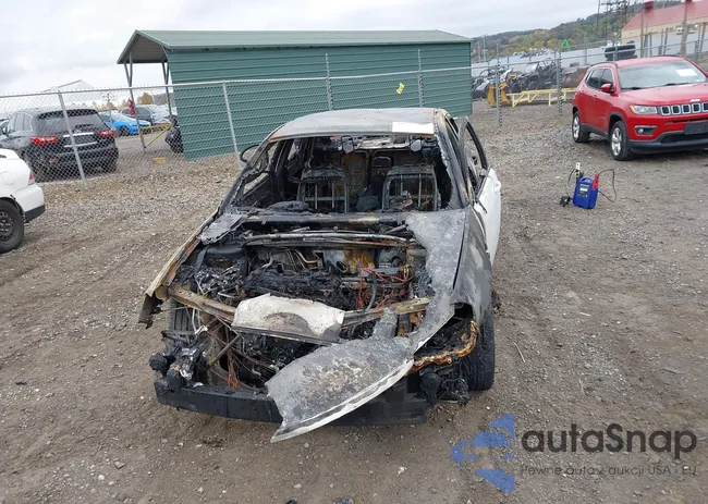 1C3CDZAB1EN112925: 43525406