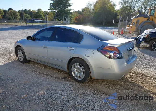 1N4AL2AP9BC104836: 43525440