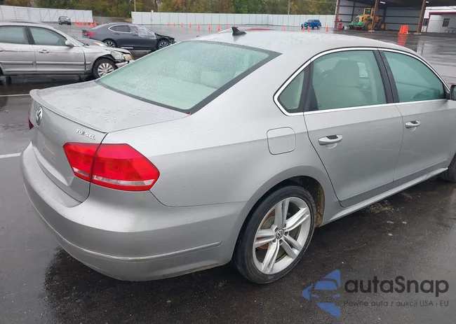 1VWCN7A3XDC095930: 43525114