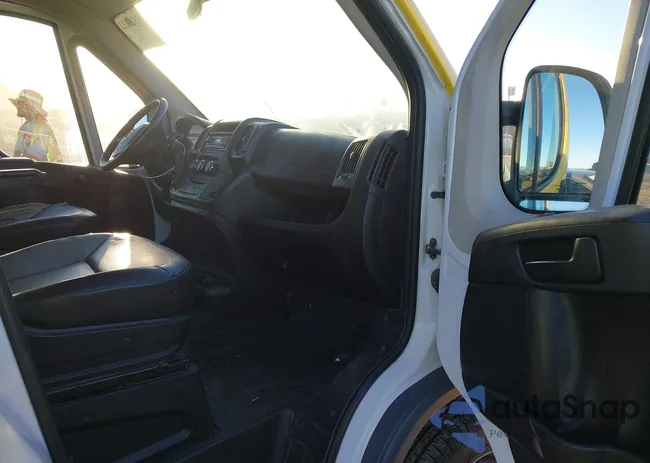 3C6TRVAG3GE129953: 43525132