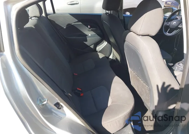 KNADM4A34H6043851: 43525134