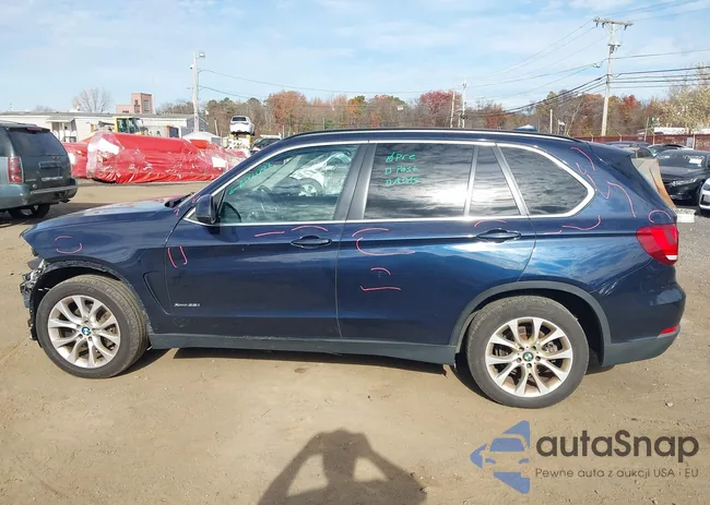 5UXKR0C56G0P23043: 43525300