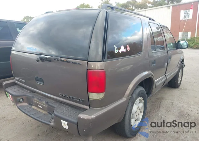 1GNDT13WXY2308038: 43525363