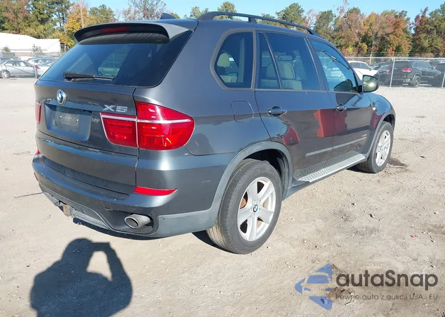 5UXZW0C57BL660145: 43525369