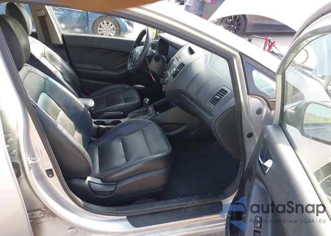 KNAFZ4A8XE5181143: 43525375