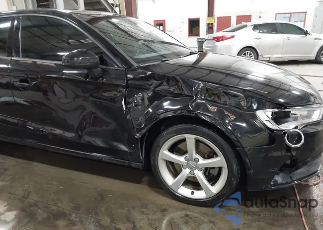 WAUACGFF1F1137593: 43525383