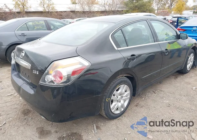 1N4AL2AP5CC183746: 43525384