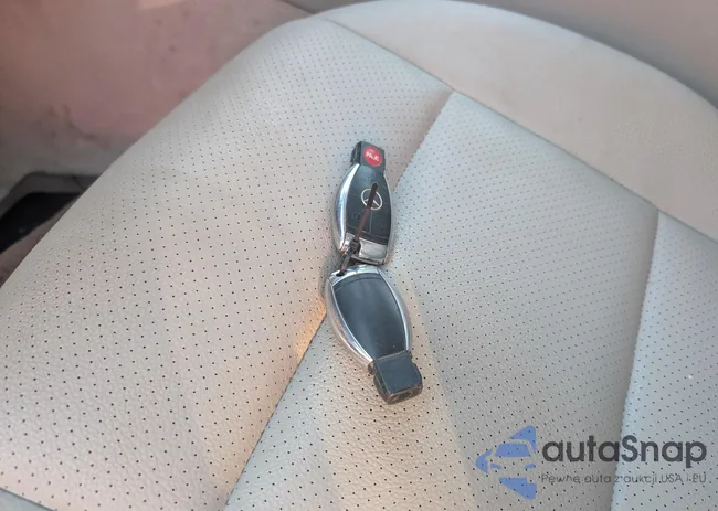 WDBRF52H67A936519: 43526471